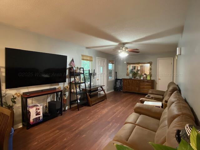 1888 Rock Road Warrior, AL 35180 - Photo 10 of 30 living room