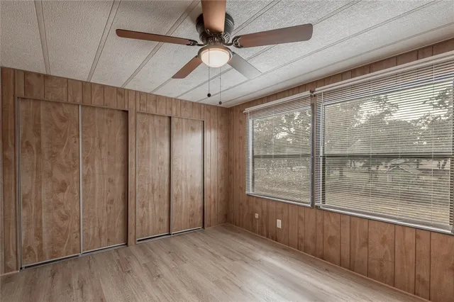 $1,300 | 30 Allen Drive, Huntsville, TX 77320