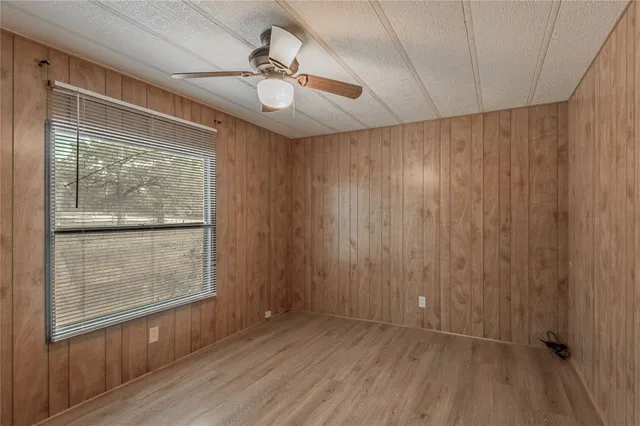 $1,300 | 30 Allen Drive, Huntsville, TX 77320