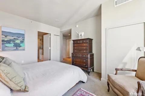 $1,650,000 | 425 1st Street, Unit 3706, San Francisco, CA 94105