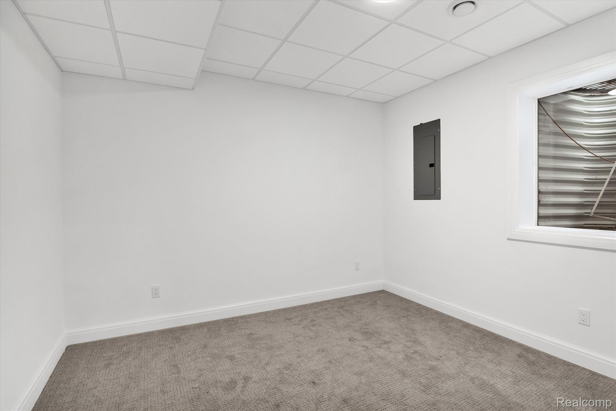 1243 Ruffner Avenue Birmingham, MI 48009 - Photo 29 of 34 31-1243-Ruffner-Ave-WindowStill-Real-Estate-Photography-31.jpg