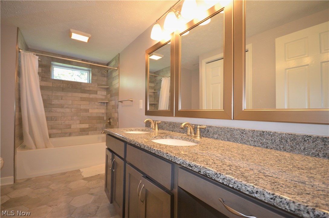 16011 Sperry Road Vermilion, OH 44089 - Photo 17 of 21 Gallery Image 17