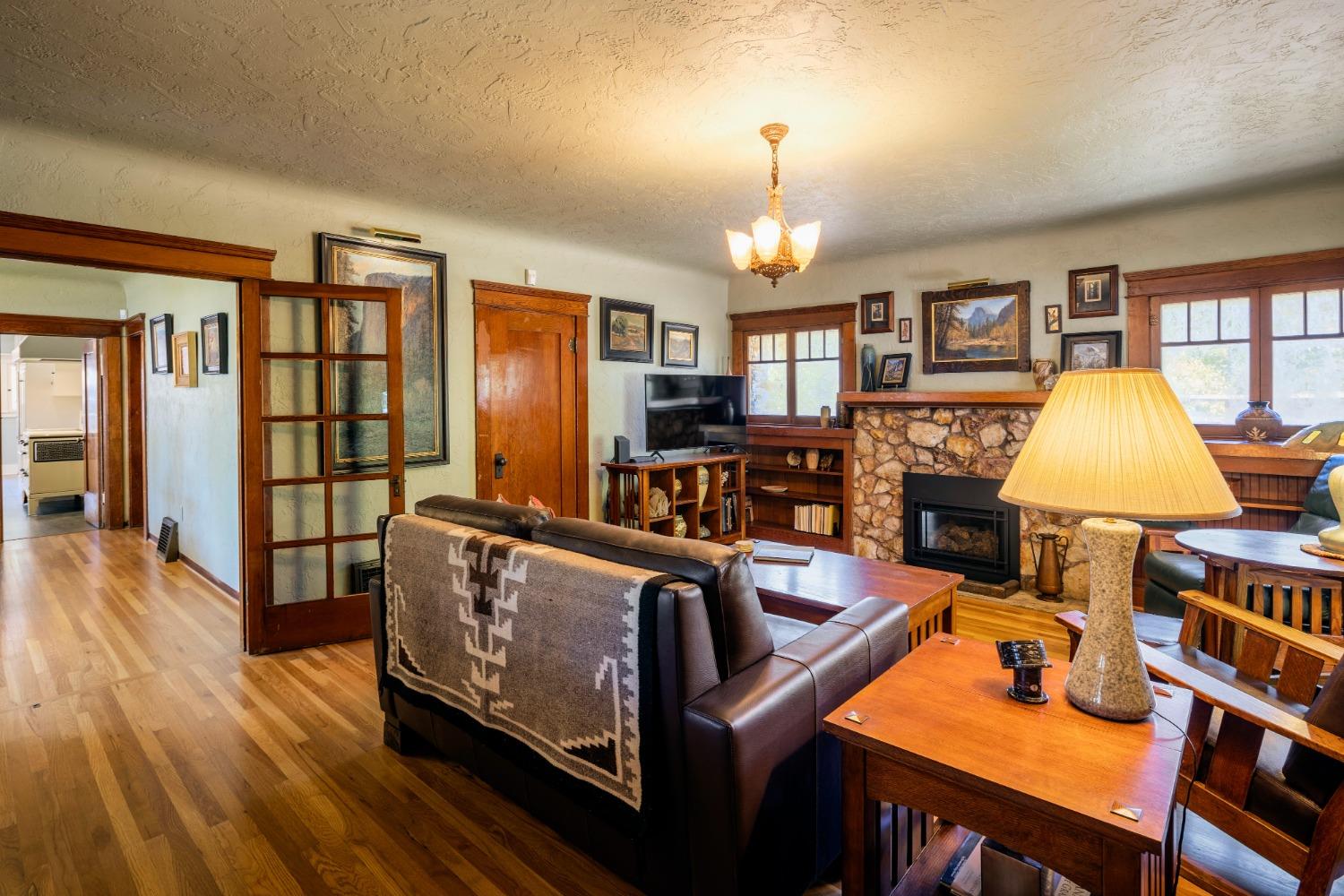 46 Pollasky Avenue Clovis, CA 93612 - Photo 13 of 69