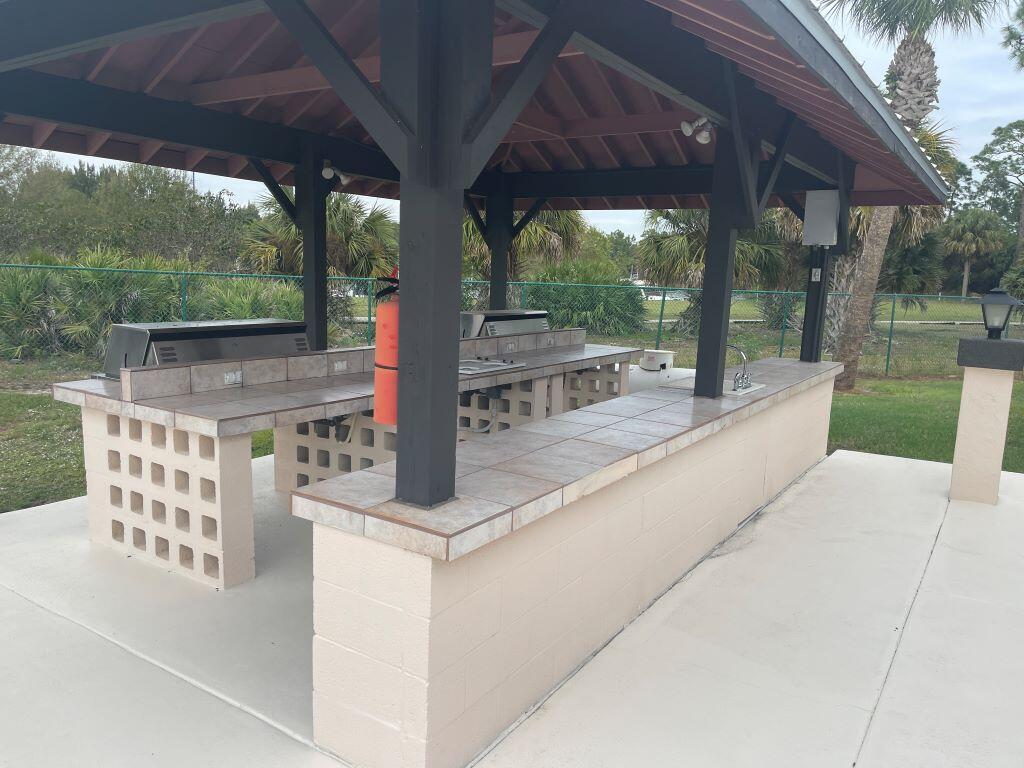 2588 Southwest Monarch Trail Stuart, FL 34997 - Photo 24 of 30 24