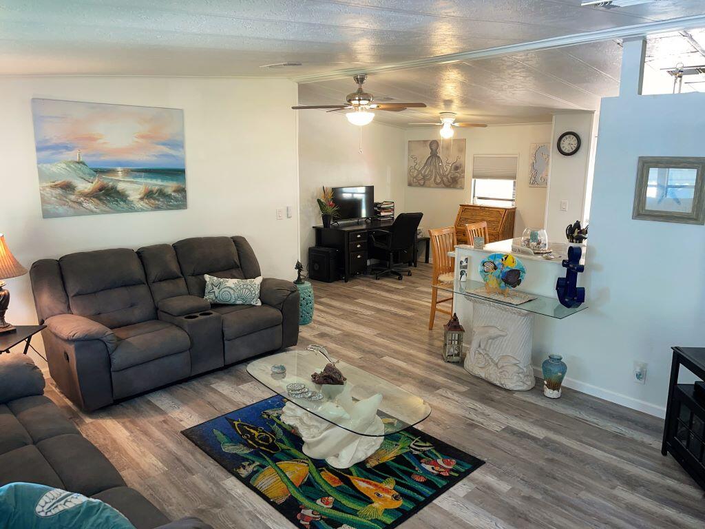 2588 Southwest Monarch Trail Stuart, FL 34997 - Photo 5 of 30 5