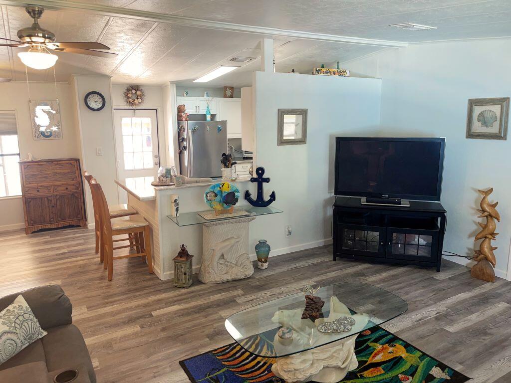 2588 Southwest Monarch Trail Stuart, FL 34997 - Photo 6 of 30 6