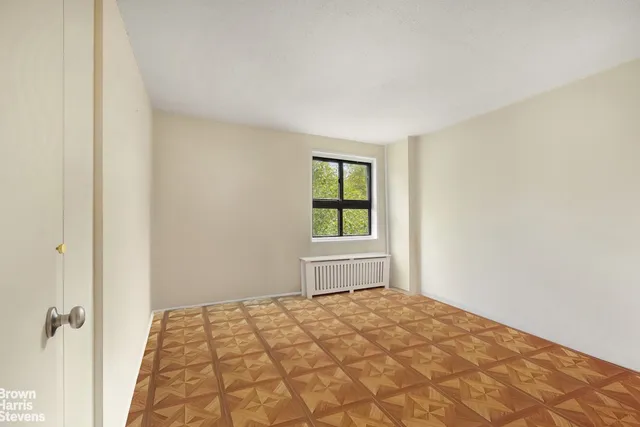 $825,000 | 333 Pearl Street, Unit 5L | Financial District