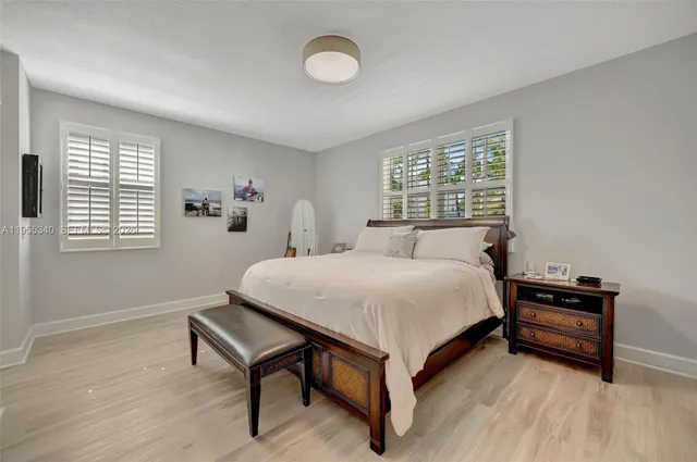 $949,900 | 7588 Southwest 102nd Street, Unit 203, Pinecrest, FL 33156