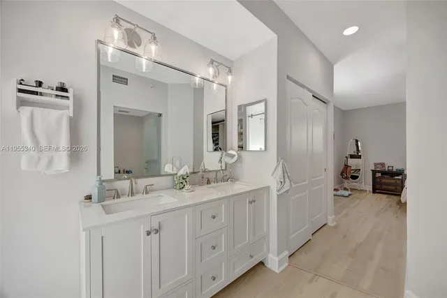 $949,900 | 7588 Southwest 102nd Street, Unit 203, Pinecrest, FL 33156