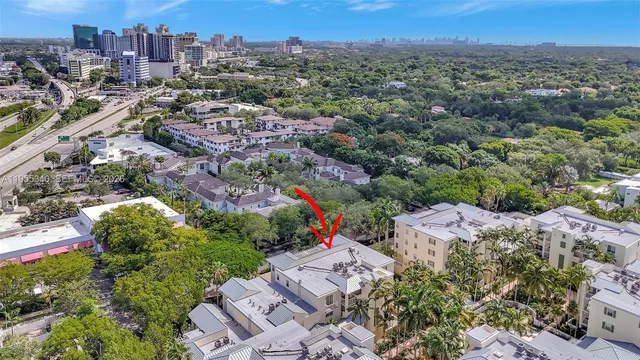 $949,900 | 7588 Southwest 102nd Street, Unit 203, Pinecrest, FL 33156