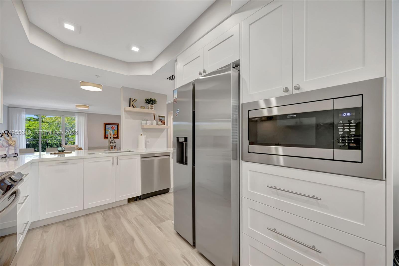 7588 Southwest 102nd Street, Unit 203 Pinecrest, FL 33156 - Photo 5 of 38