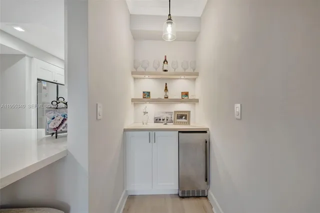 $949,900 | 7588 Southwest 102nd Street, Unit 203, Pinecrest, FL 33156