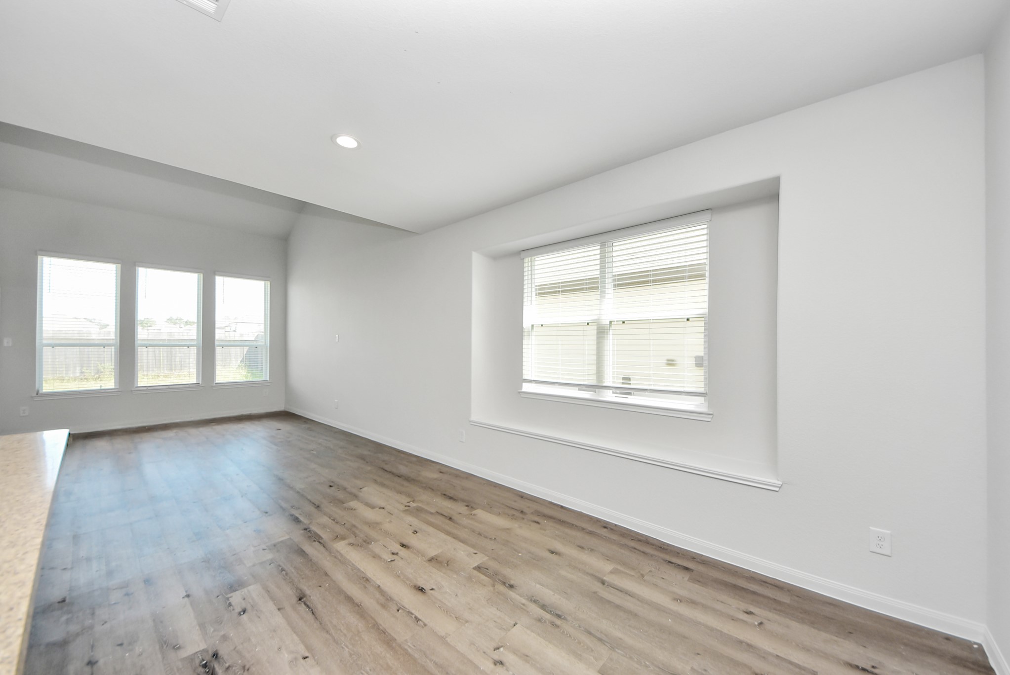 4919 Purple Wisteria Lane Spring, TX 77373 - Photo 14 of 50