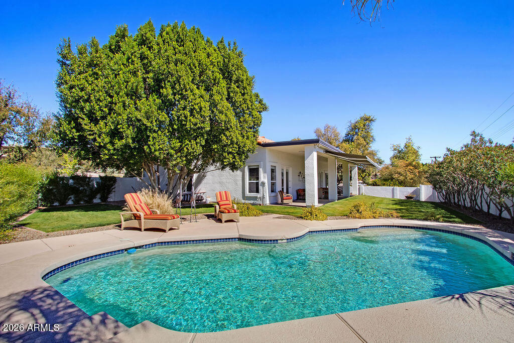 2137 East Rancho Drive Phoenix, AZ 85016 - Photo 32 of 33 Pool_2134