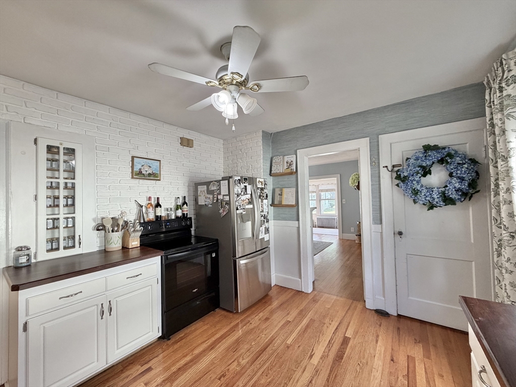 6 Mortimer Street Springfield, MA 01109 - Photo 15 of 42 Gallery Image 15