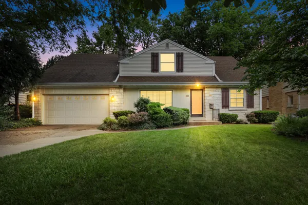 $760,000 | 7212 Aetna Court, Wauwatosa, WI 53213