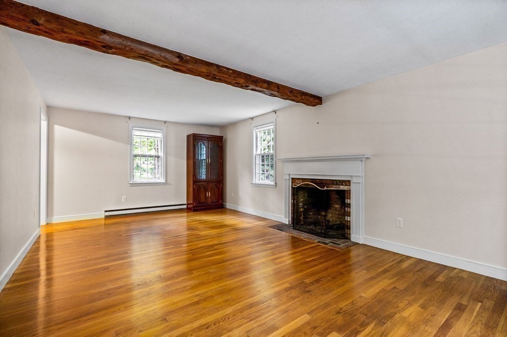 128 Old Forge Road Scituate, MA 02066 - Photo 9 of 27 Gallery Image 9
