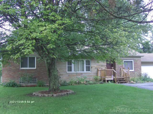 6292 Lakeshore Road Lexington, MI 48450 - Photo 1 of 31 31330020.JPG