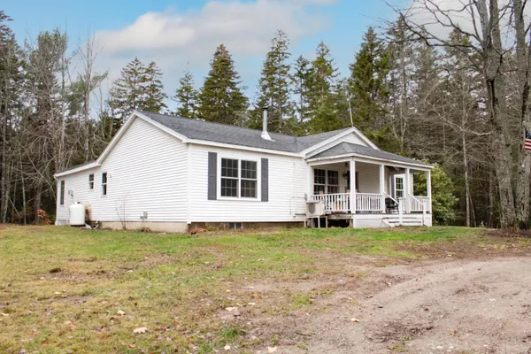 $418,000 | 392 Bay Road, Brooklin, ME 04616