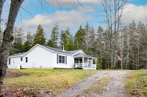 $418,000 | 392 Bay Road, Brooklin, ME 04616