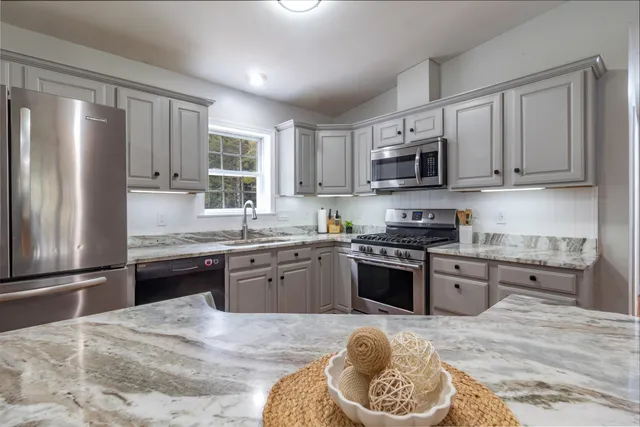 $459,000 | 392 Bay Road, Brooklin, ME 04616