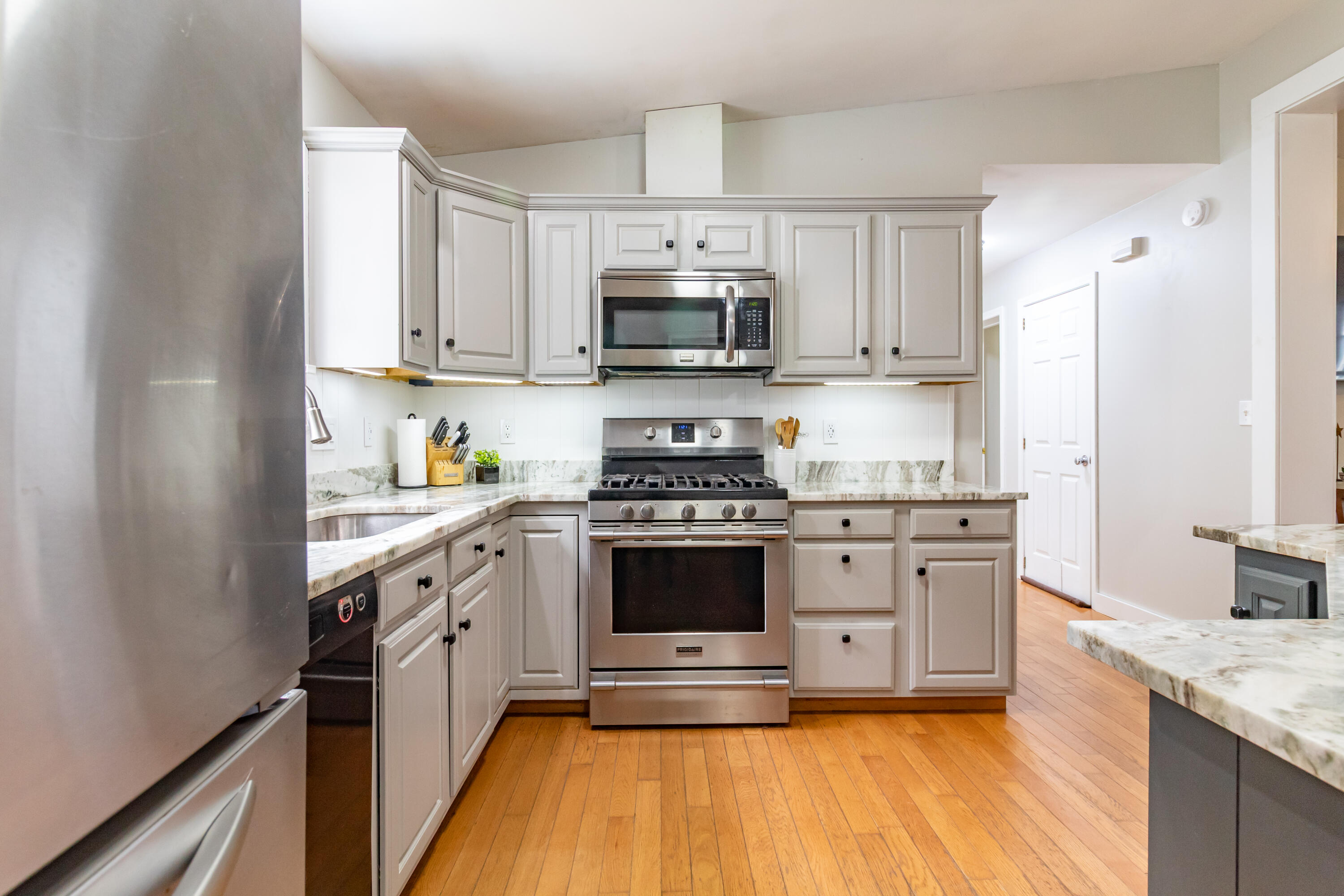 392 Bay Road Brooklin, ME 04616 - Photo 20 of 48 Kitchen