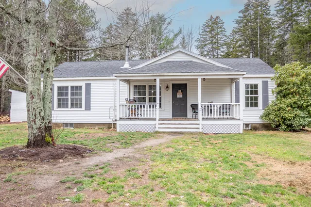 $459,000 | 392 Bay Road, Brooklin, ME 04616