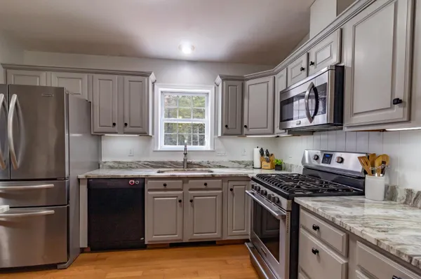 $418,000 | 392 Bay Road, Brooklin, ME 04616