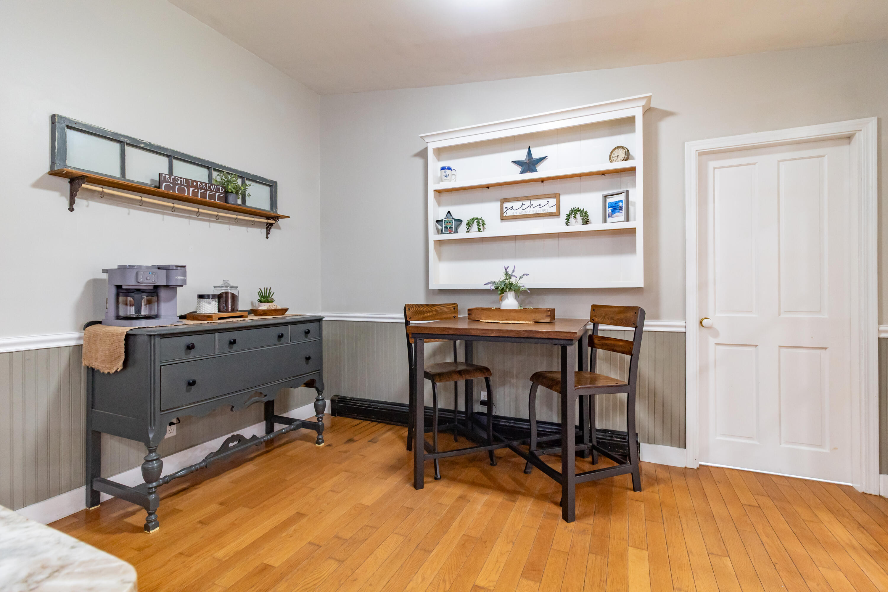 392 Bay Road Brooklin, ME 04616 - Photo 22 of 48 Dining Room