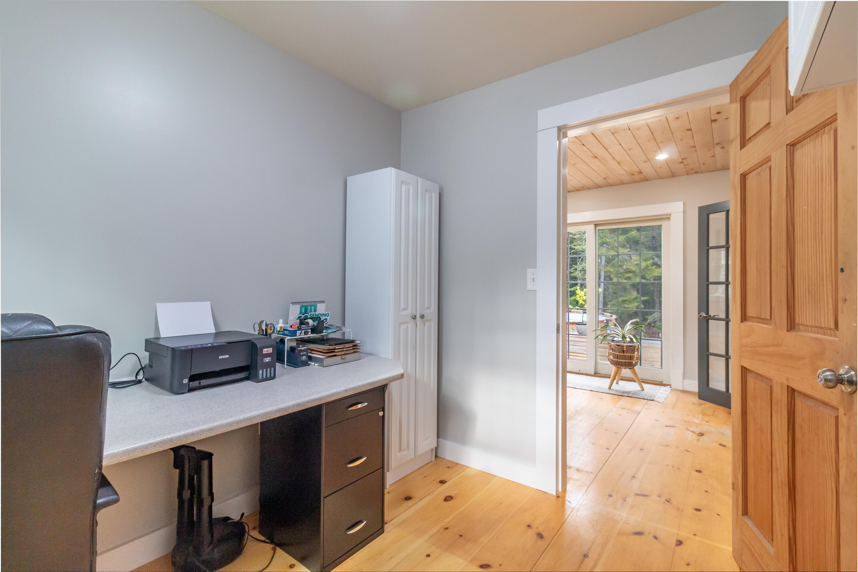 392 Bay Road Brooklin, ME 04616 - Photo 25 of 48 Office