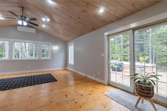 $459,000 | 392 Bay Road, Brooklin, ME 04616