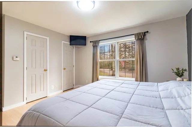 $459,000 | 392 Bay Road, Brooklin, ME 04616