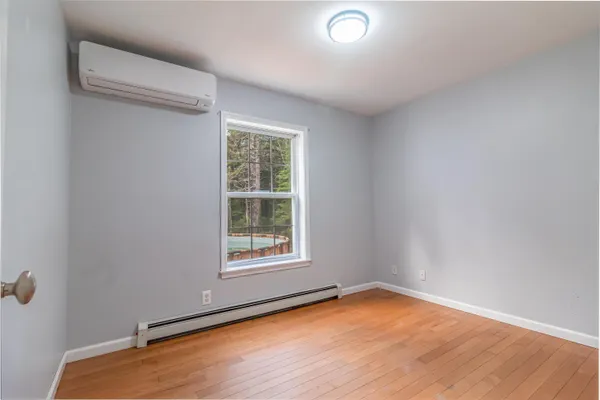 $418,000 | 392 Bay Road, Brooklin, ME 04616
