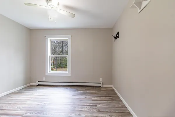 $418,000 | 392 Bay Road, Brooklin, ME 04616