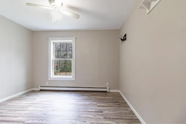 $459,000 | 392 Bay Road, Brooklin, ME 04616