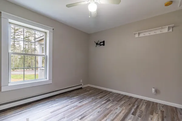 $418,000 | 392 Bay Road, Brooklin, ME 04616