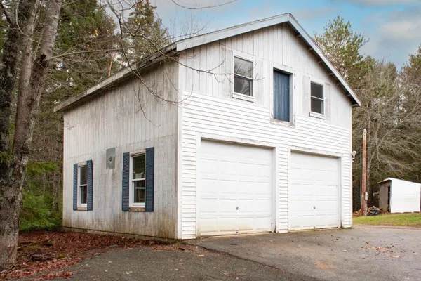 $418,000 | 392 Bay Road, Brooklin, ME 04616