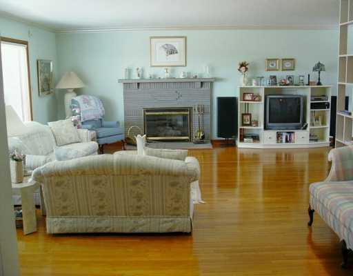 5629 Hamilton Road Whitehall, PA 15236 - Photo 2 of 8 Gallery Image 2