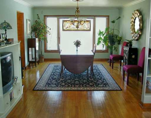 5629 Hamilton Road Whitehall, PA 15236 - Photo 3 of 8 Gallery Image 3
