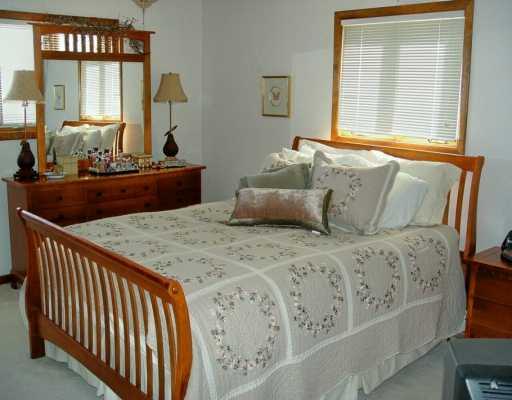 5629 Hamilton Road Whitehall, PA 15236 - Photo 6 of 8 Gallery Image 6