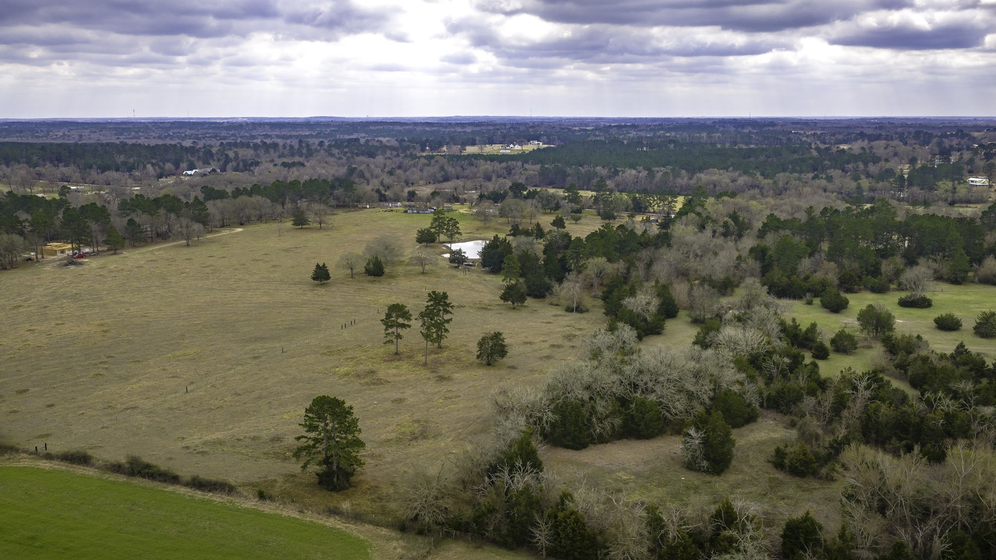 24784 Bailey Grove Road Montgomery, TX 77356 - Photo 10 of 25 a view of a lake with a city