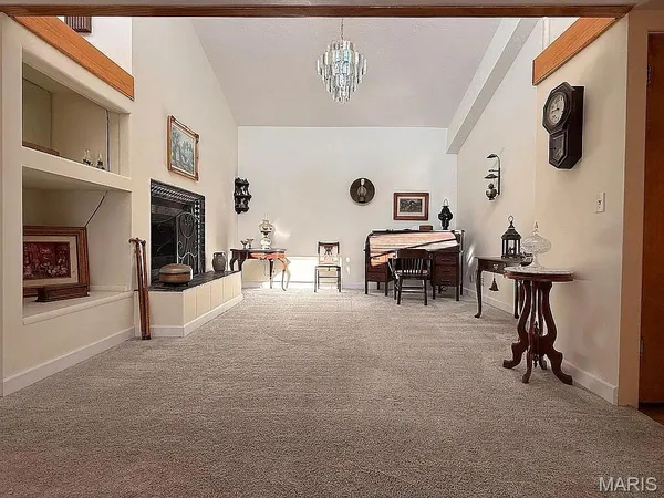 $425,000 | 1429 North 700 Street, Vandalia, IL 62471
