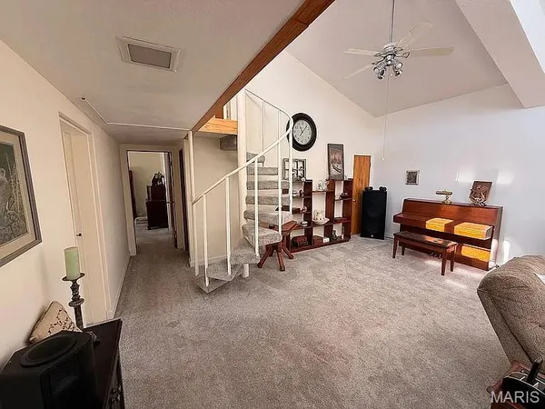 $425,000 | 1429 North 700 Street, Vandalia, IL 62471
