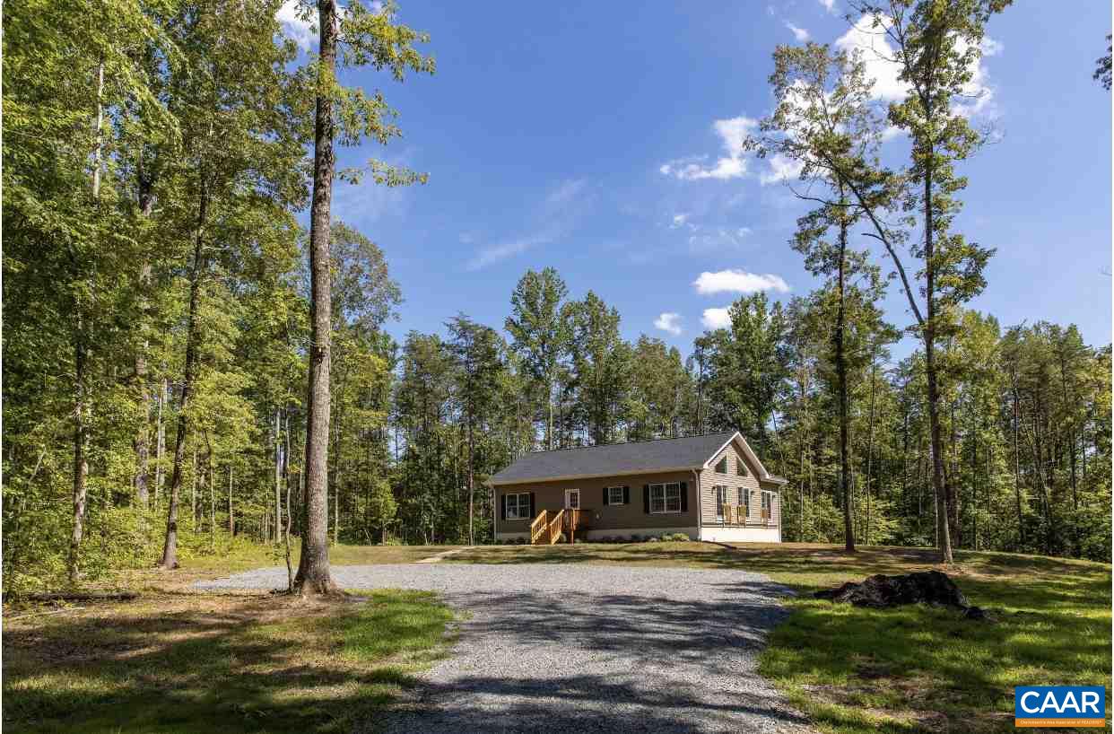 3564 Ridgeview Road Reva, VA 22735 - Photo 44 of 50 a front view of a house with a yard