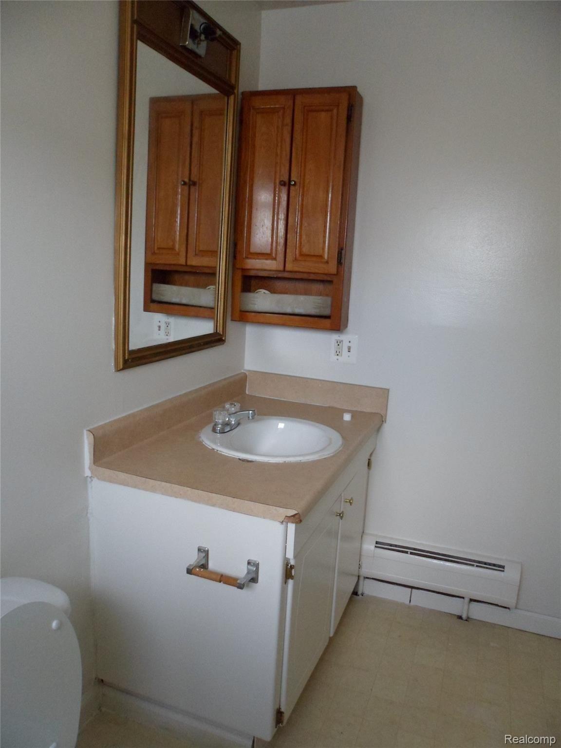 26780 Joy Road Redford, MI 48239 - Photo 7 of 21 SAM_2471.JPG