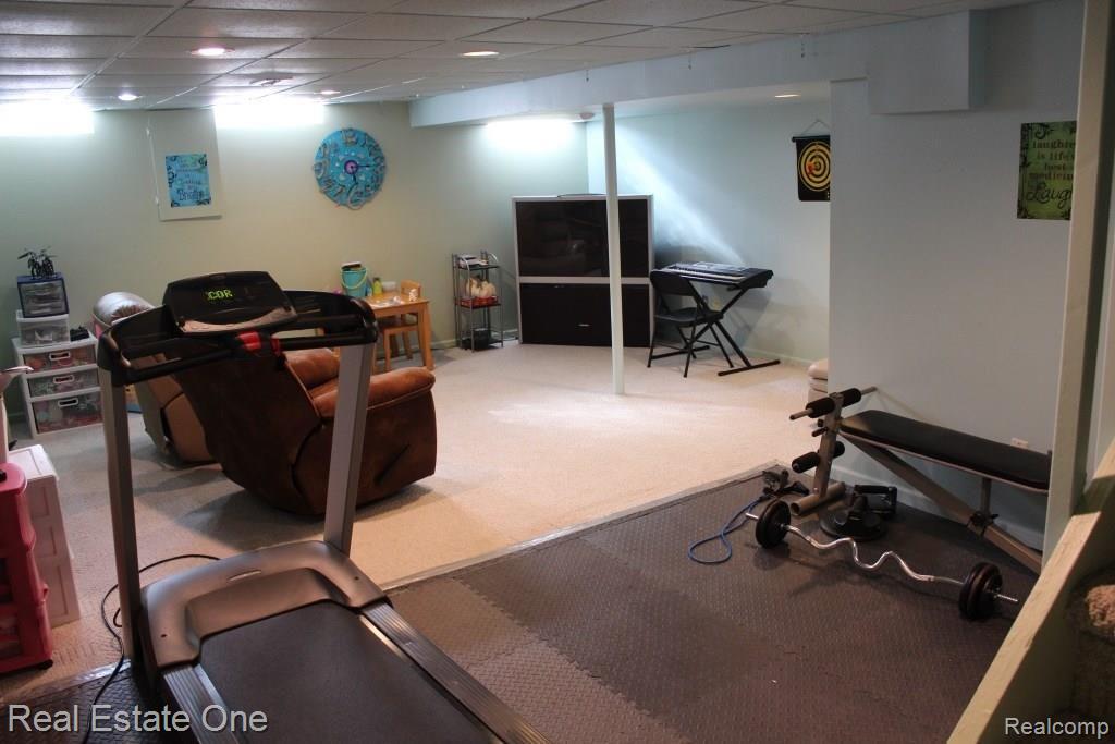 800 Hadley Road Rochester, MI 48307 - Photo 13 of 14 Basement - Great Roon, Exercise Area