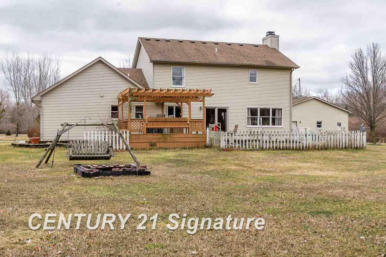 12430 Dice Road Freeland, MI 48623 - Photo 7 of 34