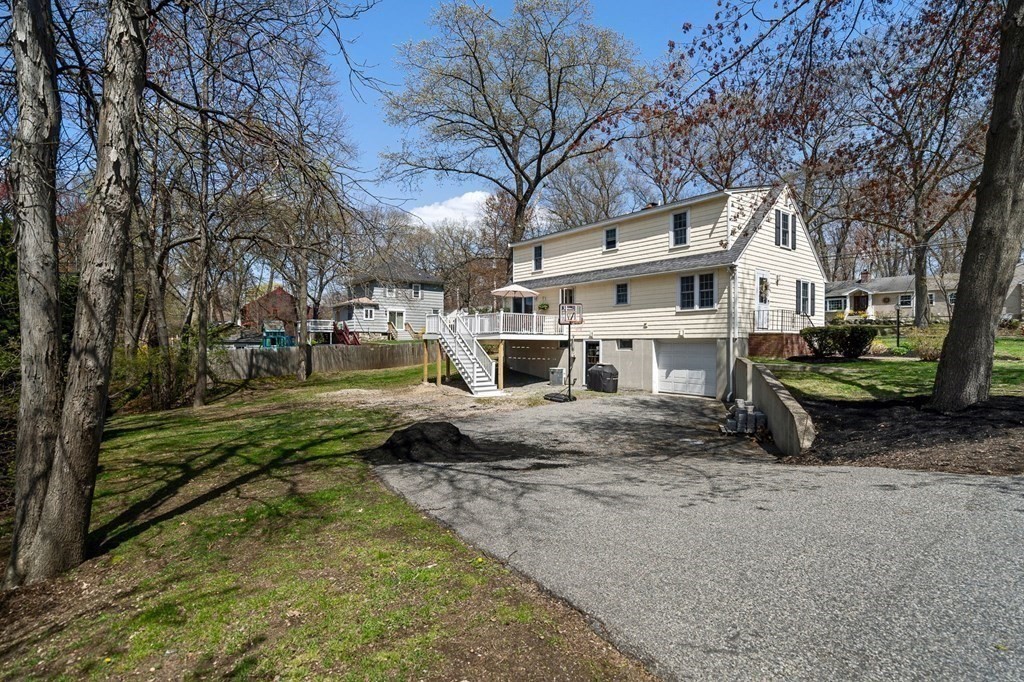 499 Waverly Road North Andover, MA 01845 - Photo 27 of 29 Gallery Image 27