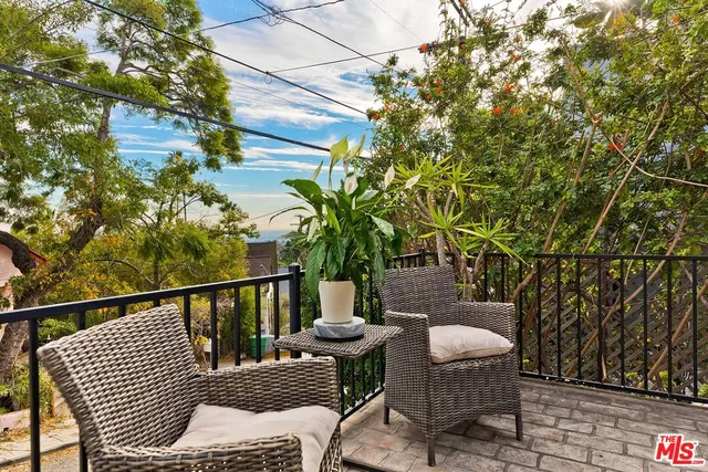 $899,000 | 2427 North Gower Street, Los Angeles, CA 90068