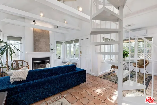 $899,000 | 2427 North Gower Street, Los Angeles, CA 90068